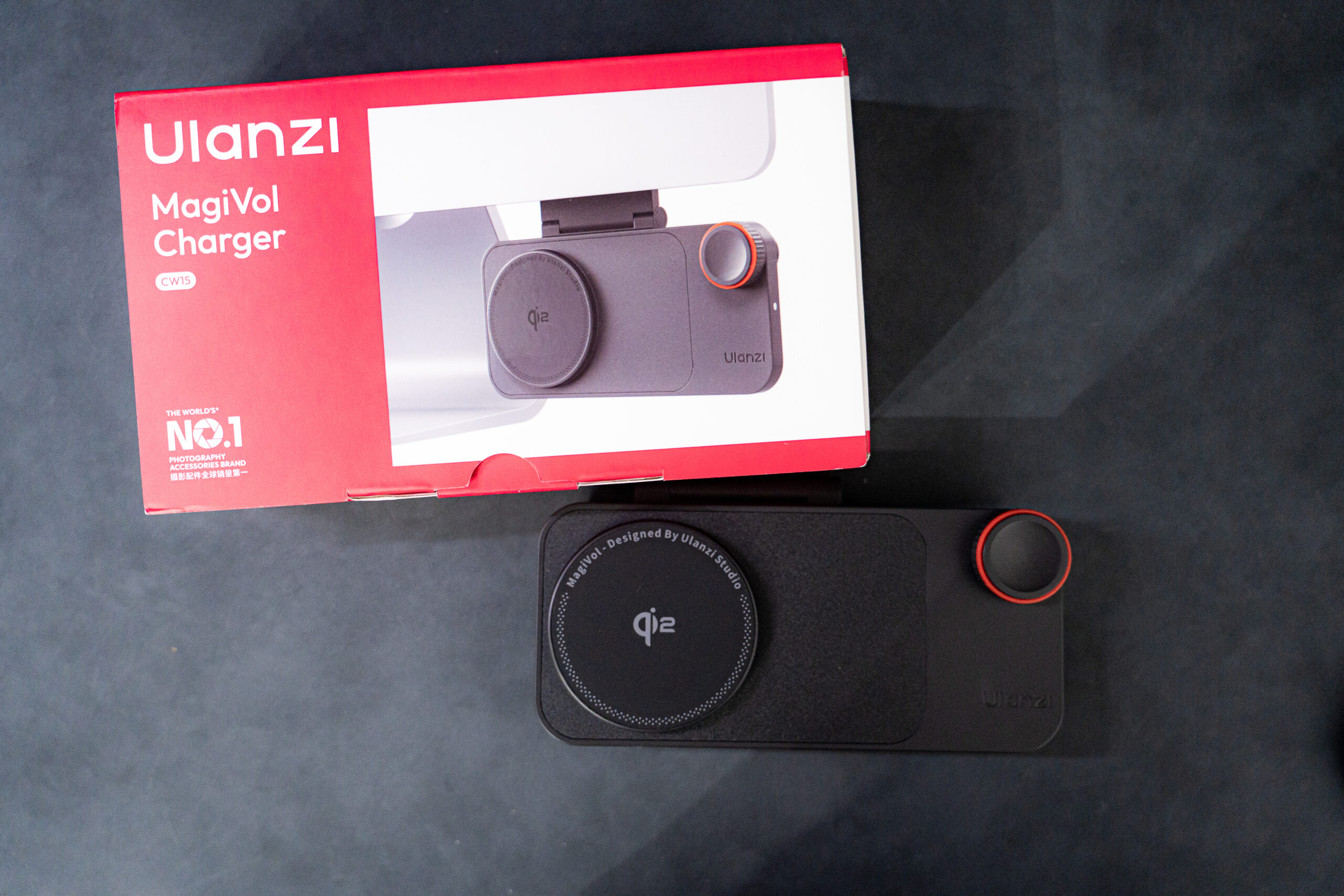 Ulanzi CW15のパッケージと本体
