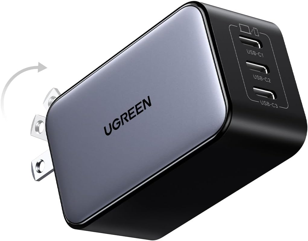 UGREEN 65W USB-C 3ポート急速充電器の商品写真